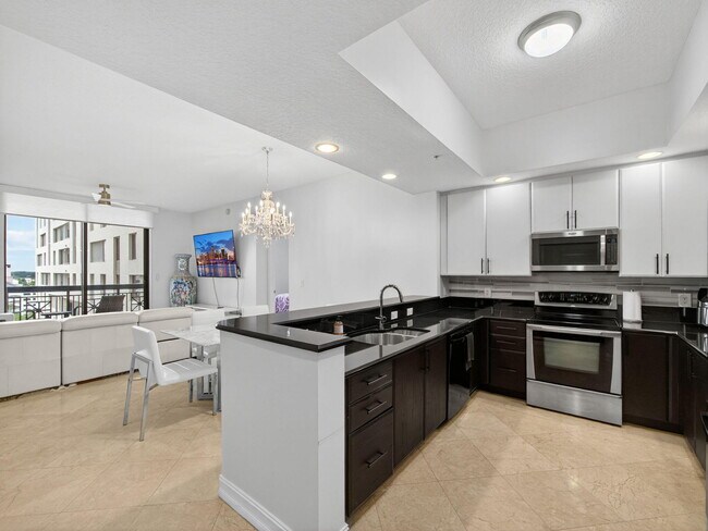 Photo - 701 S Olive Ave Unit 725