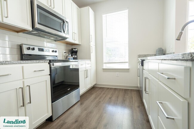 Photo - 340 W 25th St Unit 3106.1407067