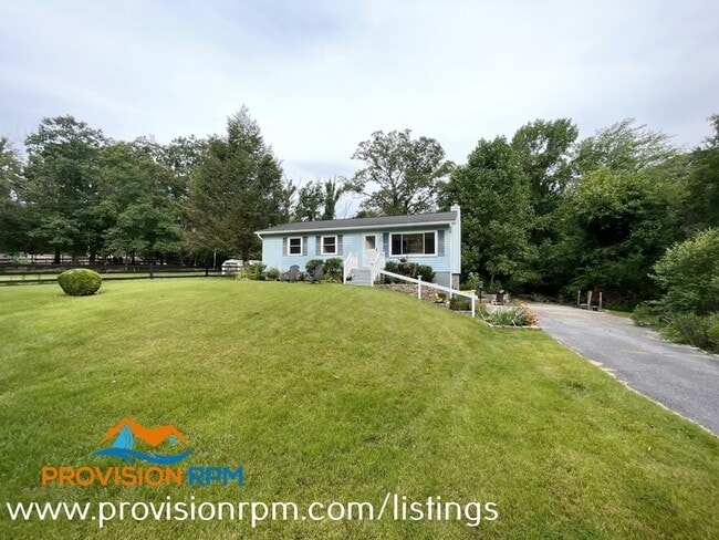 Photo - 982 Shore Acres Rd