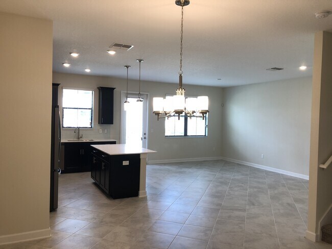 Photo - Newer 4/3.5 Townhouse at The Trails at Mos...