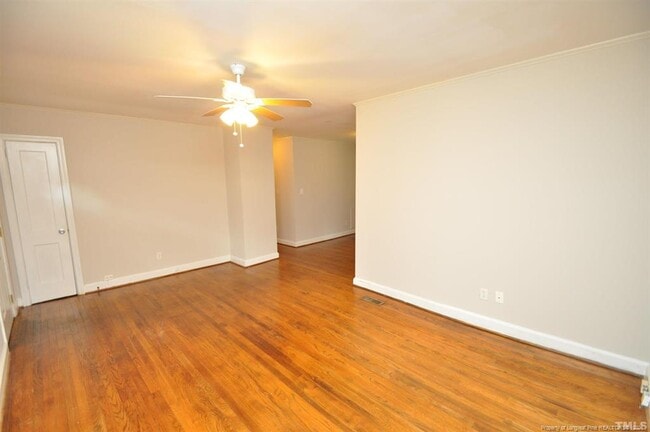 Photo - 323 E Park St