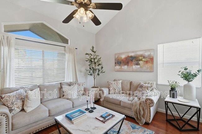 Photo - 12238 S 45th St