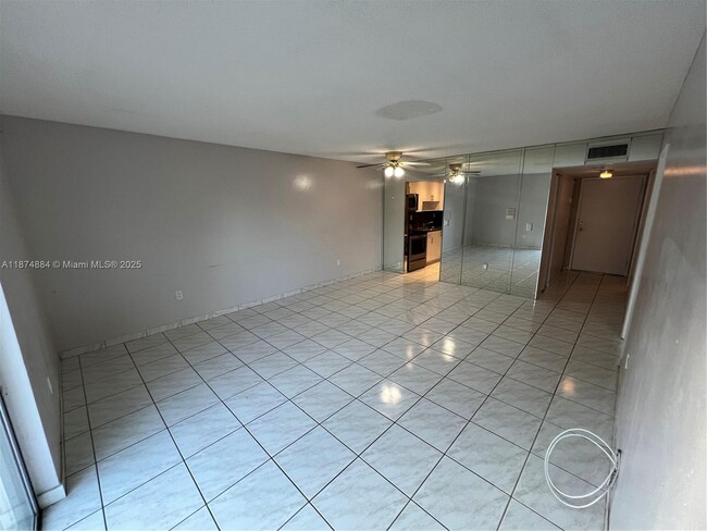 Photo - 5731 NW 37th St Unit 221