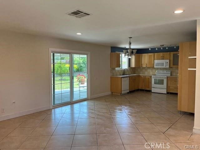 Photo - 22648 Mobile St