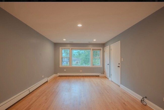 Photo - 323 Marshall Rd