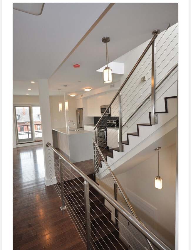 Photo - 685 Massachusetts Ave Unidad 9