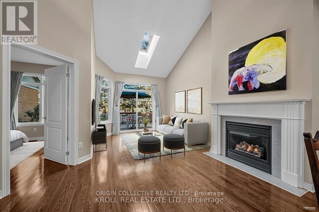 Photo - 77 Celebrity Greens Way