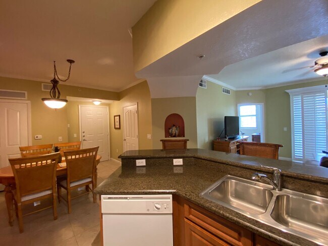 Photo - 12940 Positano Cir Unit Seasonal