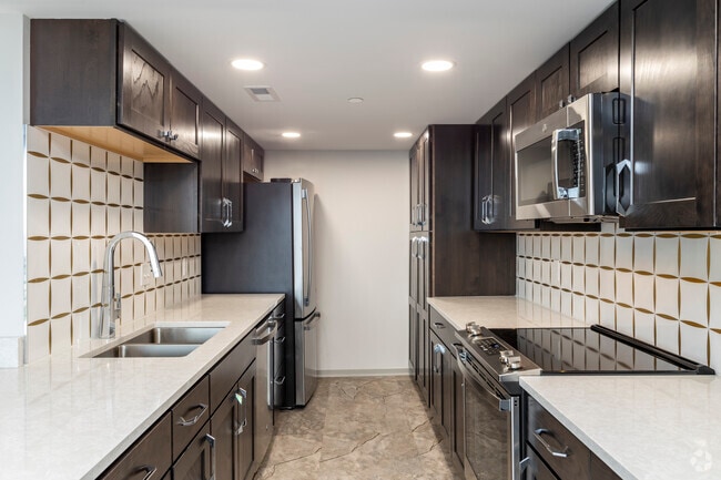 3BR, 3BA - Aaron
