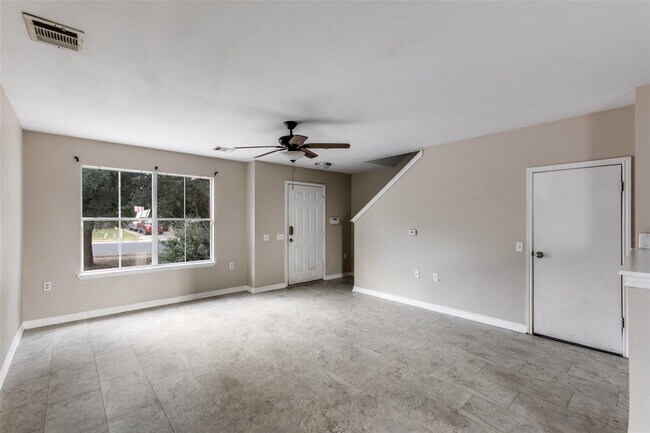 Photo - 11812 Lima Dr