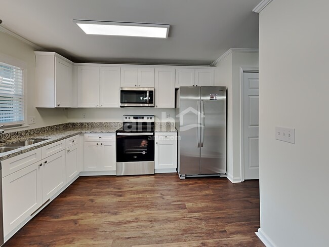 Photo - 14 Arbordale Ln