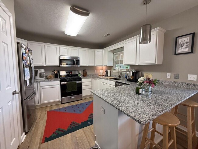 Photo - 1431 N Genoa Ave