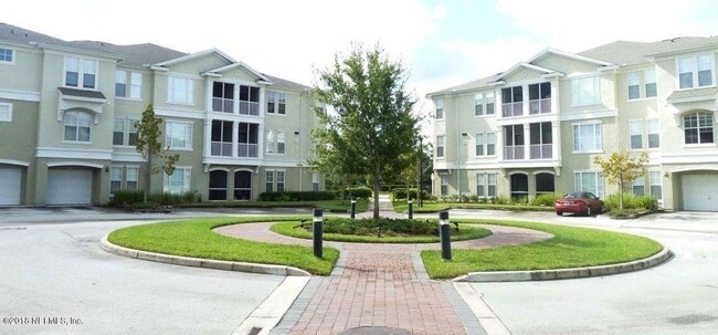 Building Photo - 5617 Bowden Rd Unit 211