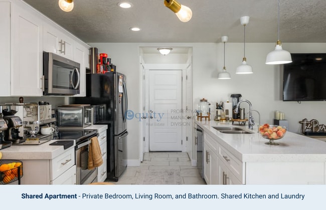 Photo - 2734 S Riverhead Dr