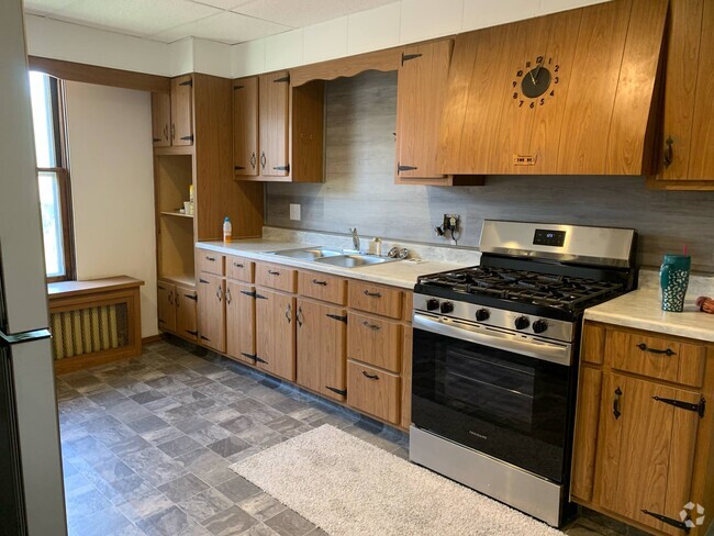 Building Photo - 113 Hammer Ave Unit 4 Rental