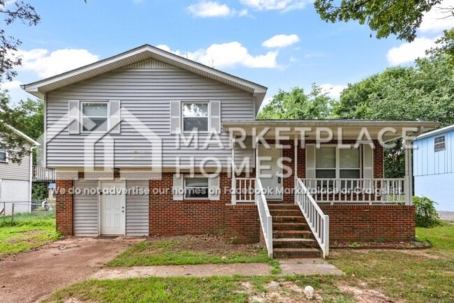 Photo - 4028 Sewall Dr SW House