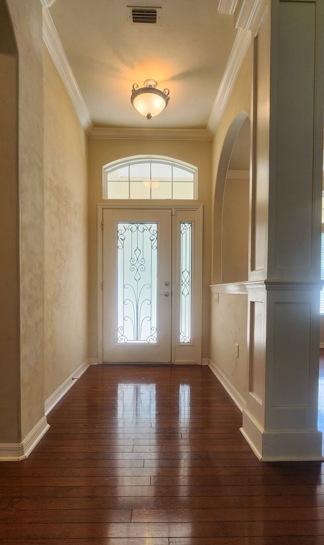 Photo - A Must See Cobblefield Beauty!