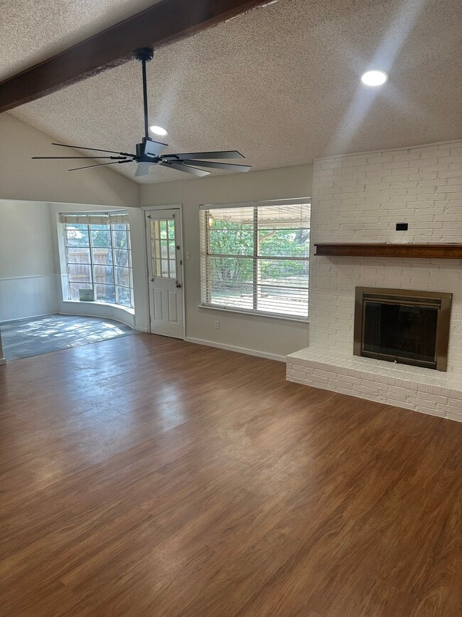 Photo - 8608 Brookridge Dr