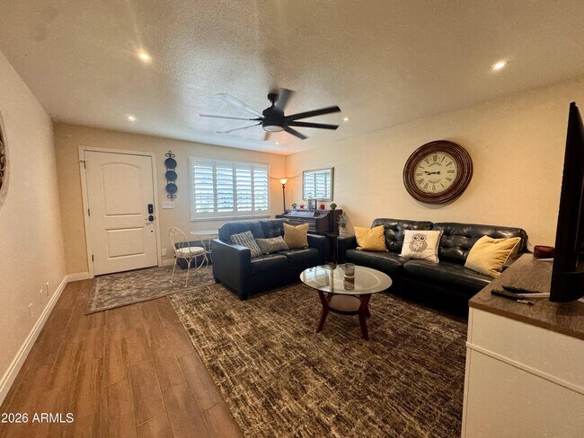 4328 E Capri Ave