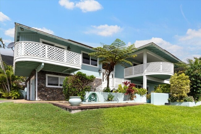 Photo - 460 Polulani Dr