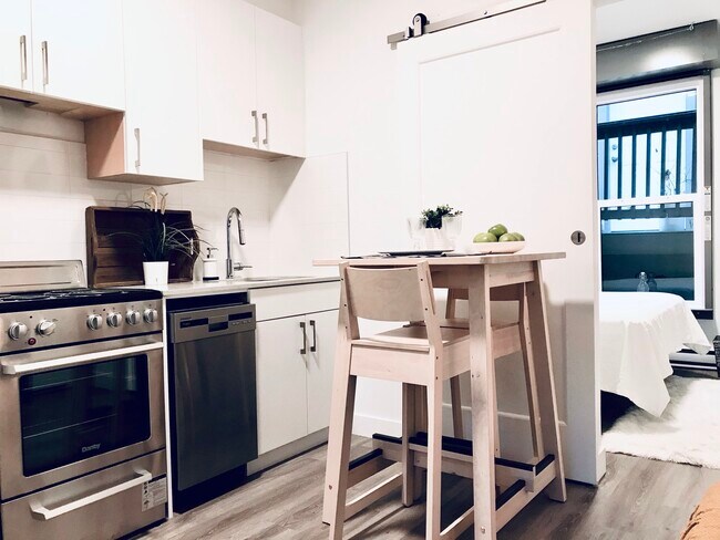 Photo - Bright, Cozy Junior One Bedroom in Grandview Woodlands Unit 103