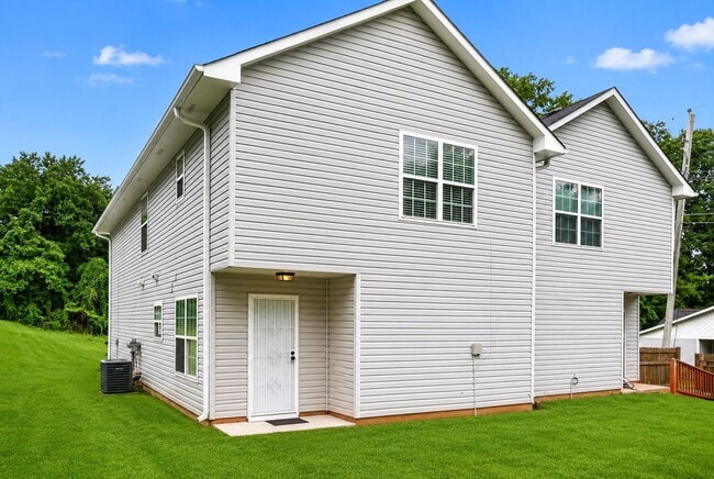 Photo - 312B Louise Lane, B