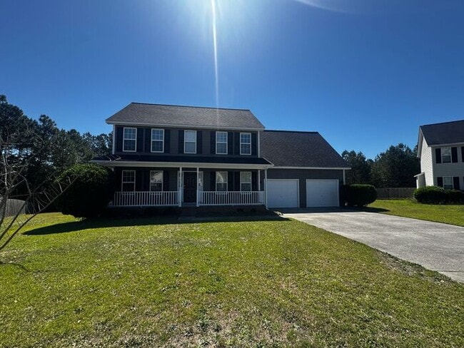 Spacious 3 Bedroom, 2.5 Bath Home with Bon... - Spacious 3 Bedroom, 2.5 Bath Home with Bon...