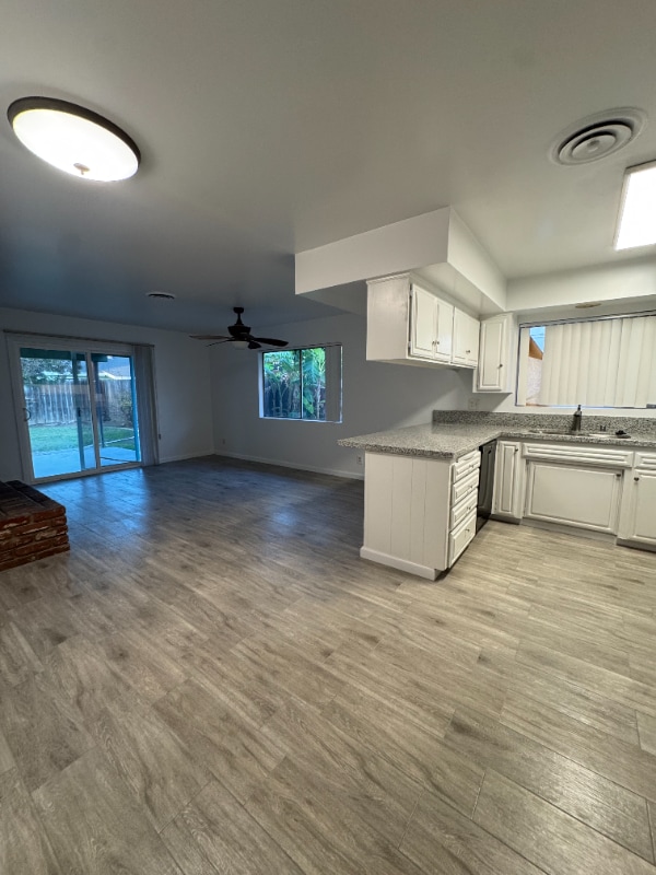 Photo - 5904 Daggett Ave