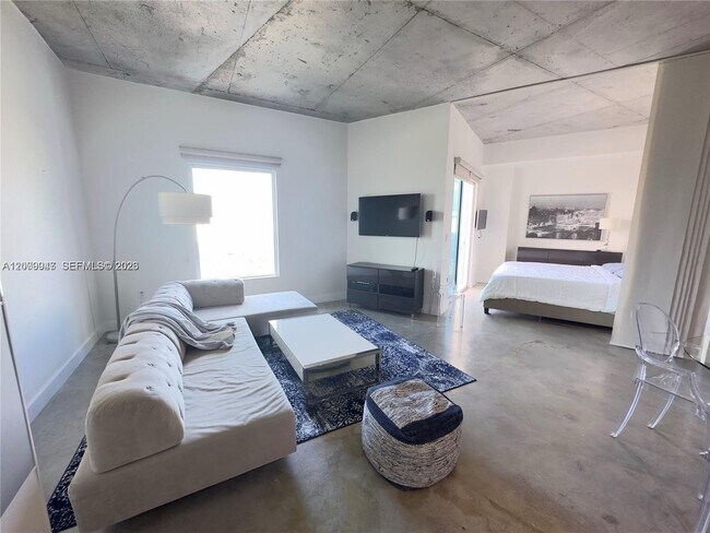 Photo - 10 SW South River Dr Unit 1607