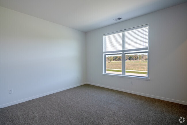 1BR, 1BA - 875SF - Hawthorn Apartments