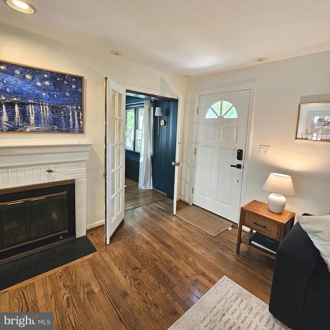 Photo - 3304 Circle Hill Rd