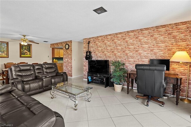 Photo - 131 Teryl Rd