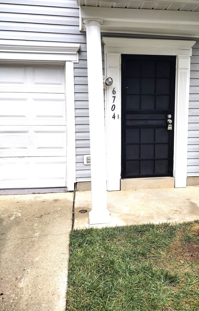 Photo - 6704 Darkwood Ct