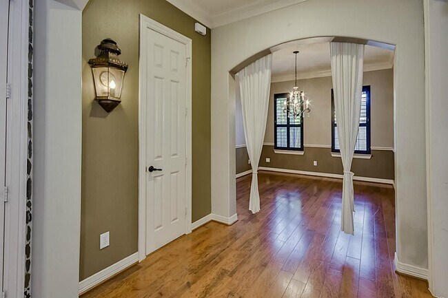 Photo - 1143 Sopris Dr