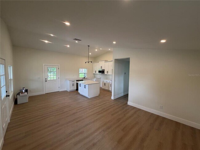 Photo - 17936 State Rd 52