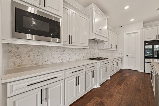 Building Photo - 616 Cape Capri Dr