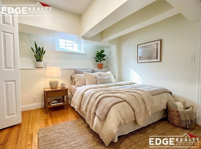 Photo - 12A Glenville Ave