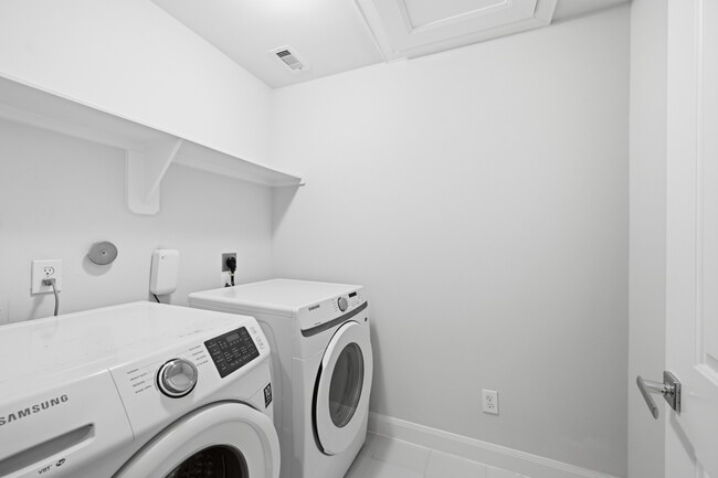 Photo - 1225 Bonner St