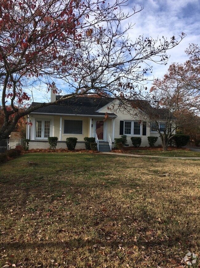 Building Photo - Greenville, 3BD/2.BA, 1400+/-SF Rental