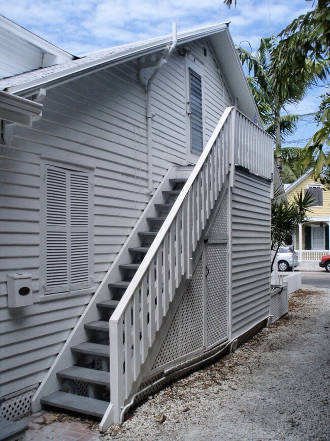 Building Photo - 922 Eaton St Unit 922A Rental