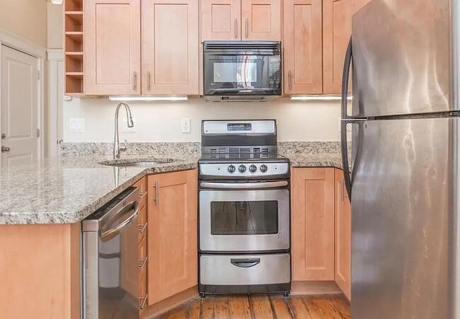 Photo - 263 Newbury St Unit 2