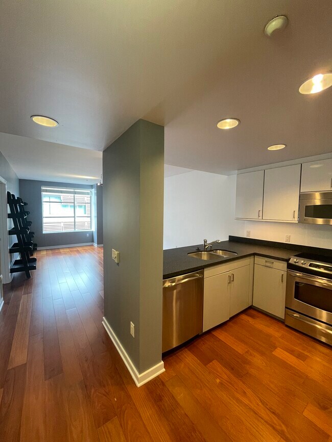 Photo - 451 Kansas St Condo Unit 378