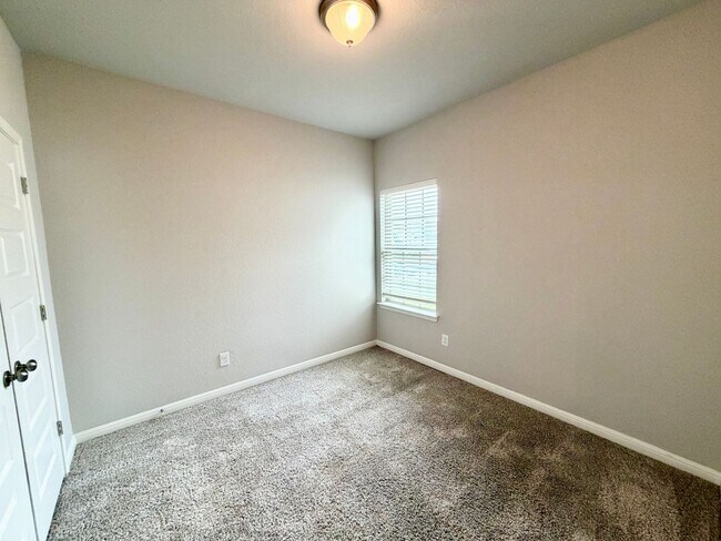 Photo - 3 bedroom, 2 bath home for lease