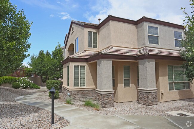 Las Mananitas Apartments