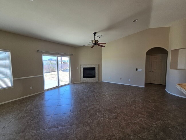 Photo - Beautiful 3/2 in the heart of JT!