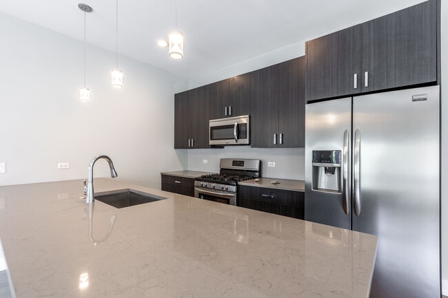 Photo - 2349 N Lister Ave Unit 319