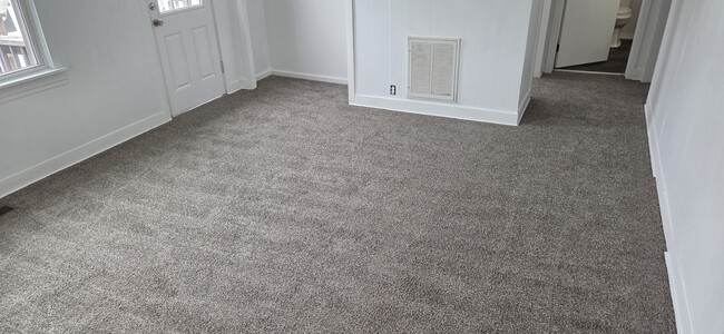 Photo - 222 Rosehill Ave