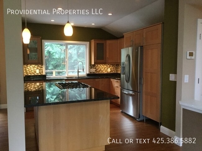 Photo - 17009 NE 28th Pl
