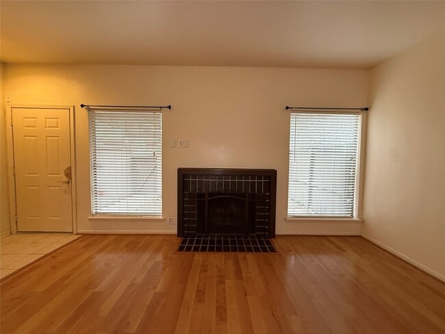 Photo - 1629 S Kirkwood Rd Unit 202