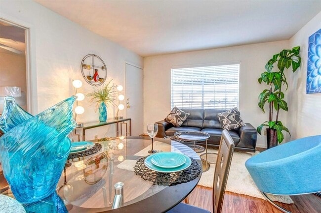Building Photo - 6041 Winsome Ln Unit 106 Rental